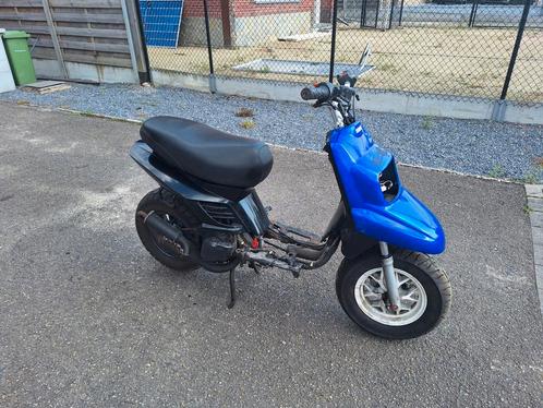 yamaha booster, Fietsen en Brommers, Snorfietsen en Snorscooters, Gebruikt, Yamaha, Benzine, Ophalen