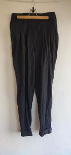Pantalon par Orwell | Pantalon taille haute lisse et soigné, Taille 36 (S), Noir, Porté, Enlèvement ou Envoi