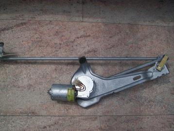 VW T3 Ruitenwissermotor voorkant met stangenstelsel beschikbaar voor biedingen