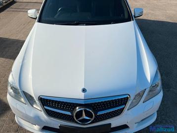 MERCEDES E KLASSE W212 Wit 149 motorkap 2009-2013 beschikbaar voor biedingen