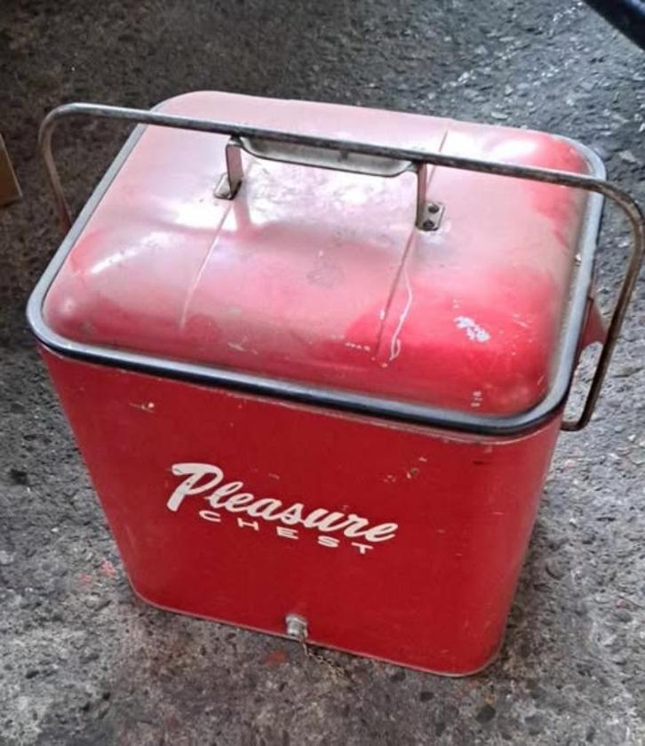 Pleaser chest vintage USA cooler oldtimer mancave decoratie, Verzamelen, Merken en Reclamevoorwerpen, Gebruikt, Gebruiksvoorwerp