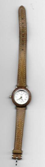 Jolie montre à quartz avec un boîtier en bois pour dame, Enlèvement ou Envoi, Comme neuf, Montre-bracelet, Cuir
