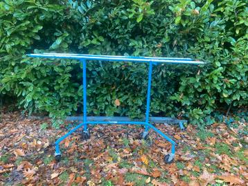 Platenkar beschikbaar voor biedingen