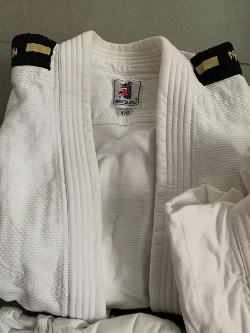 Karate Kimono's 3 stuks, Sports & Fitness, Sports de combat & Self-défense, Utilisé, Karaté, Costume d'arts martiaux, Enlèvement ou Envoi