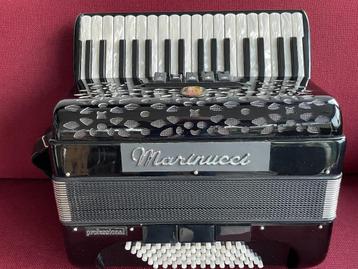 Z.g.a.n. italiaanse Marinucci Professional accordeon .72 bas beschikbaar voor biedingen