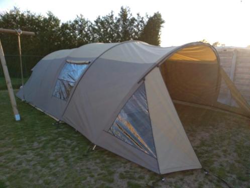 6 persoons Falco Havik 4600 tunneltent, Caravans en Kamperen, Tenten, tot en met 6, Gebruikt, Ophalen