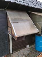 duiven spoetnik, Dieren en Toebehoren