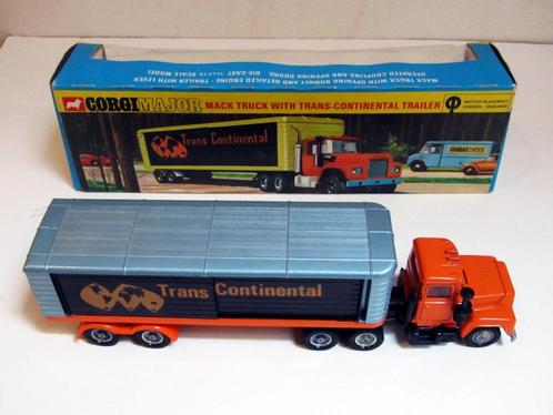 Corgi Major 1100 Mack Truck + Trans-Continental Trailer, Hobby en Vrije tijd, Modelauto's | Overige schalen, Zo goed als nieuw