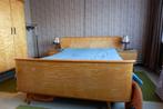 Vintage bed, Huis en Inrichting, Slaapkamer | Bedden, Ophalen, Gebruikt, Overige kleuren, 210 cm