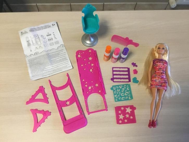 Barbie Hair - Tastic! Color & design salon, Kinderen en Baby's, Speelgoed | Poppen, Gebruikt, Barbie, Ophalen of Verzenden