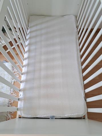 Aerosleep matrasbeschermer babybed beschikbaar voor biedingen