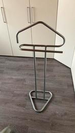 Staande kleerhanger, Ophalen, Gebruikt