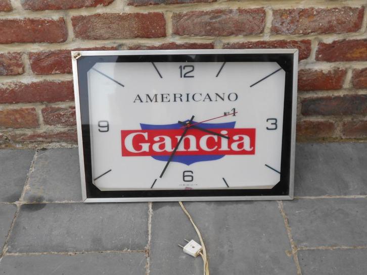 Gancia: Gancia Americano 1 reclameklok (vintage), Verzamelen, Merken en Reclamevoorwerpen, Gebruikt, Reclamebord, Ophalen of Verzenden