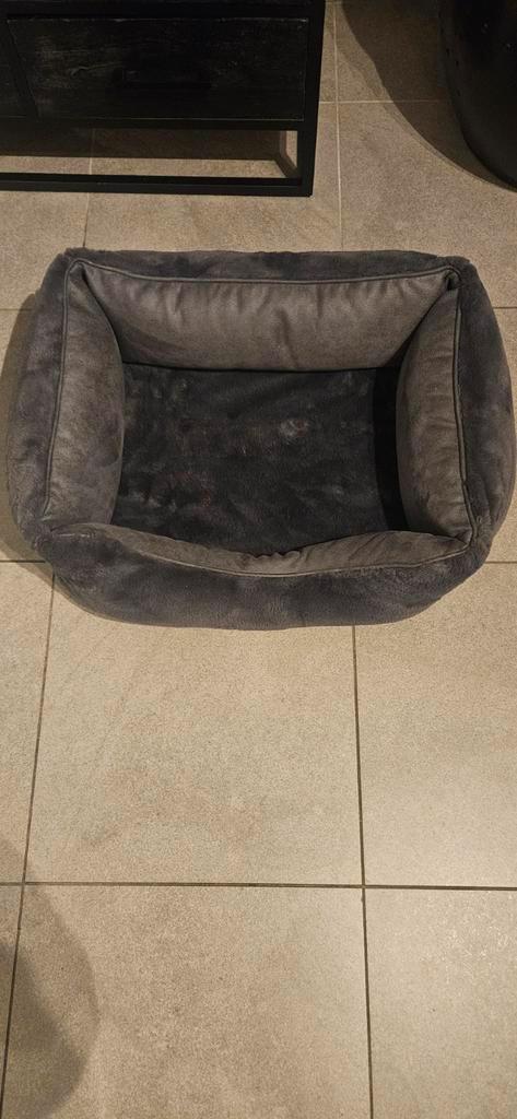 Omkeerbare honden of kattenmand als nieuw, Animaux & Accessoires, Paniers pour chiens, Poussière, Enlèvement