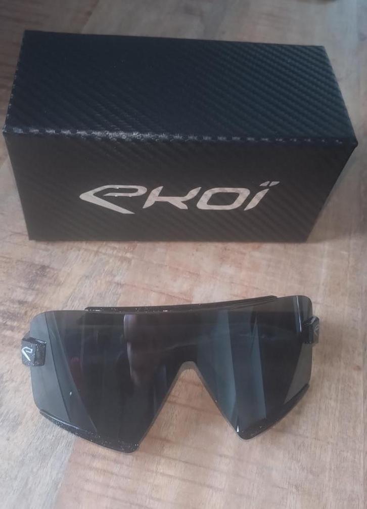 Ekoi Ottimo black fiets zonnebril, Handtassen en Accessoires, Zonnebrillen en Brillen | Heren, Nieuw, Zonnebril, Overige merken