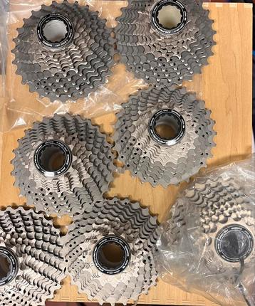 Cassette NEUVE shimano Dura-ace 11-28 beschikbaar voor biedingen