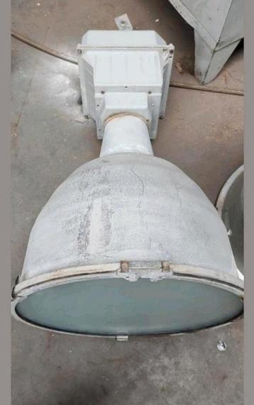grote industriele hanglamp magazijn lamp vintage industrie beschikbaar voor biedingen