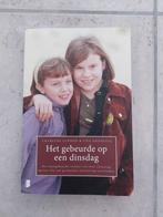 Het gebeurde op een dinsdag : Charlene Lunnon& Hoodless Lisa, Boeken, Biografieën, Ophalen of Verzenden