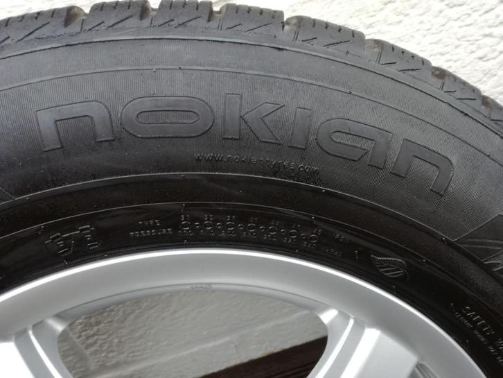Winterbanden, Auto-onderdelen, Banden en Velgen, Band(en), Winterbanden, Overige maten, 215 mm, Personenwagen, Gebruikt, Ophalen