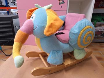 Schommelolifant Nattou beschikbaar voor biedingen
