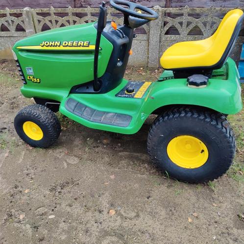 Tracteur de jardin hydraulique John Deere LT155, Jardin & Terrasse, Tondeuses autoportées, Comme neuf, Enlèvement