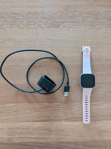 Fitbit Versa 2, Avancer d'un pas, Enlèvement ou Envoi, Rose, Utilisé