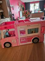Camping car barbie, Enlèvement