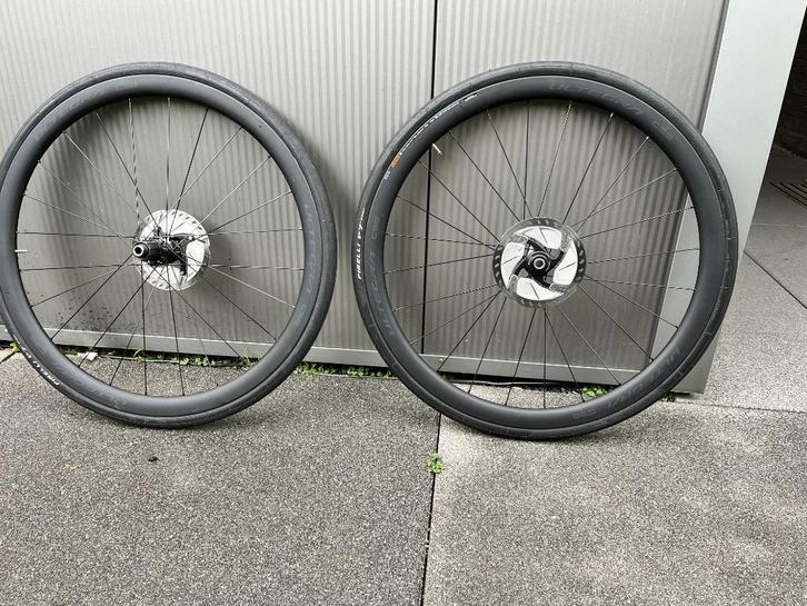racewielen carbon Ultegra R8170 Disc C36, Fietsen en Brommers, Fietsonderdelen, Zo goed als nieuw, Racefiets, Wiel, Ophalen