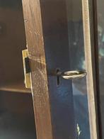 Houten hoekvitrine met glazen deur en verlichting, Huis en Inrichting, Ophalen, Gebruikt, 50 tot 100 cm, 150 tot 200 cm