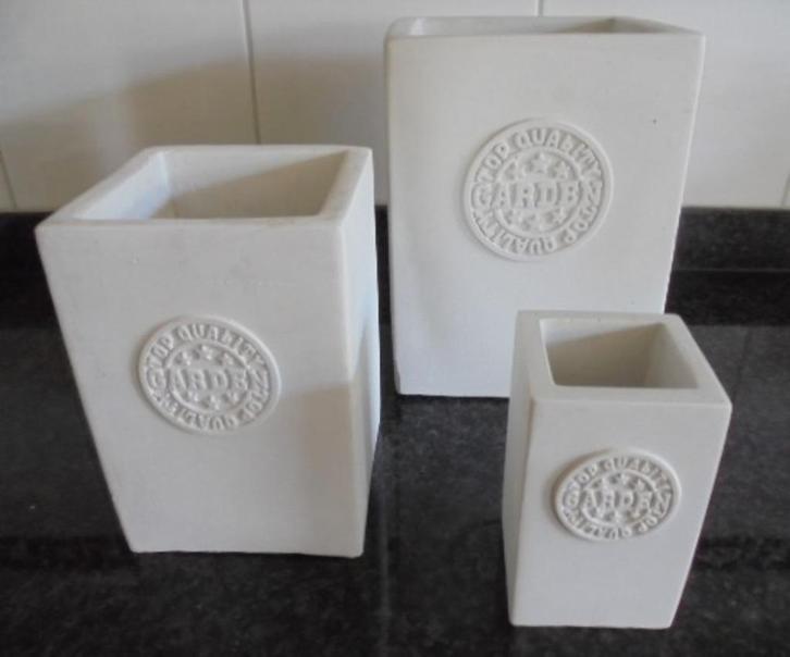 BLOEMPOT KUBUS GARDEN WIT 3 DLG Nieuw, Tuin en Terras, Bloempotten, Nieuw, Aardewerk, Binnen, Balkon, Minder dan 40 cm, Minder dan 25 cm