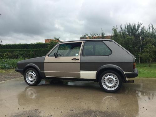Volkswagen GOLF 1 GTI 1983, Auto's, Volkswagen, Particulier, Golf, Benzine, 3 deurs, Handgeschakeld, Bruin, Zwart, Stof, Voorwielaandrijving