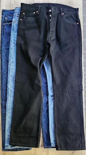 Lot 3 Levi’s 501 W36 L32 Bleu foncé, bleu, noir Parfait état beschikbaar voor biedingen