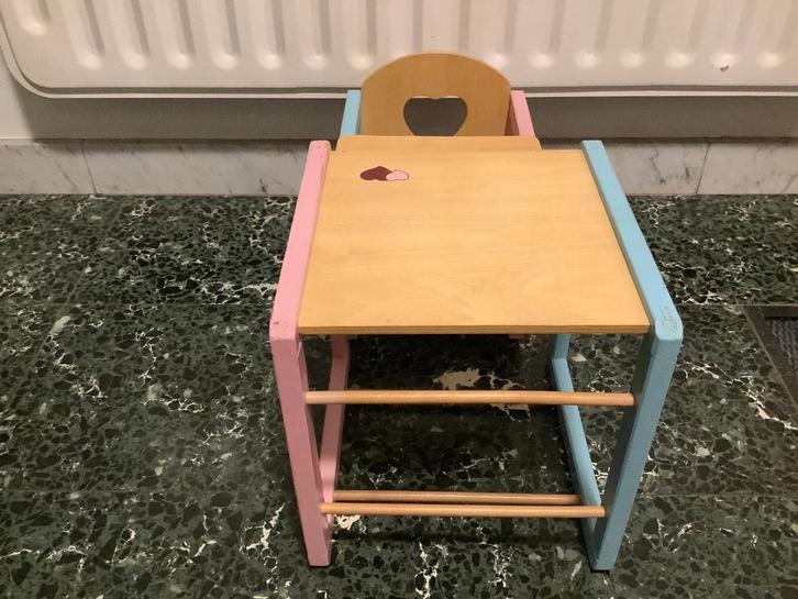 Table en bois pour poupée avec chaise (44x28 cm), Collections, Poupées, Comme neuf, Accessoires, Enlèvement ou Envoi