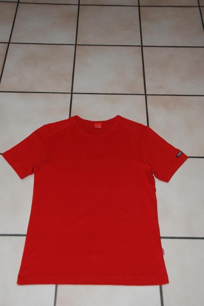 T-shirts van het merk voor heren, maat L voor €10 per stuk., Kleding | Heren, T-shirts, Rood, Ophalen of Verzenden