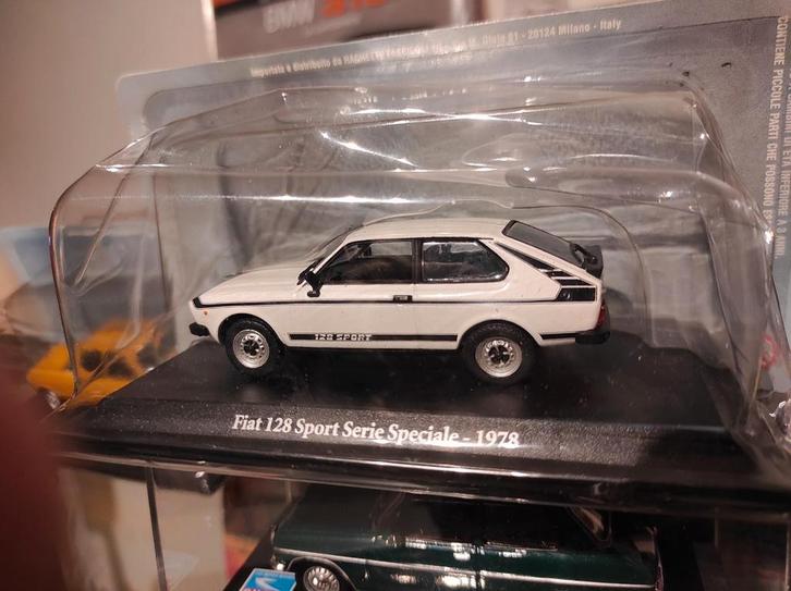Fiat 128 Sport Serie Speciale 1978 1:43 in blister, Hobby en Vrije tijd, Modelauto's | 1:43, Nieuw, Ophalen of Verzenden