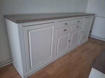 Dressoir kast kleur wit verkocht  beschikbaar voor biedingen