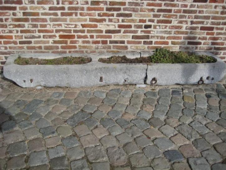Lisez attentivement les bacs belges pierre bleue du Hainaut, Jardin & Terrasse, Bacs à fleurs & Jardinières, Comme neuf, Enlèvement