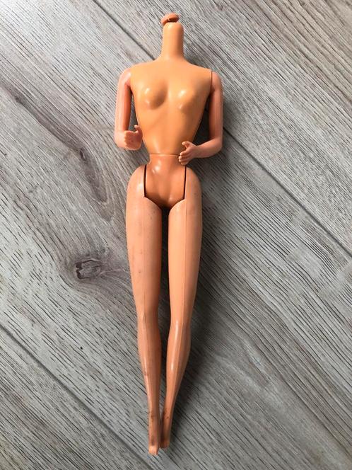 Barbie • Mattel • pop • vintage, Verzamelen, Poppen, Zo goed als nieuw, Pop, Ophalen