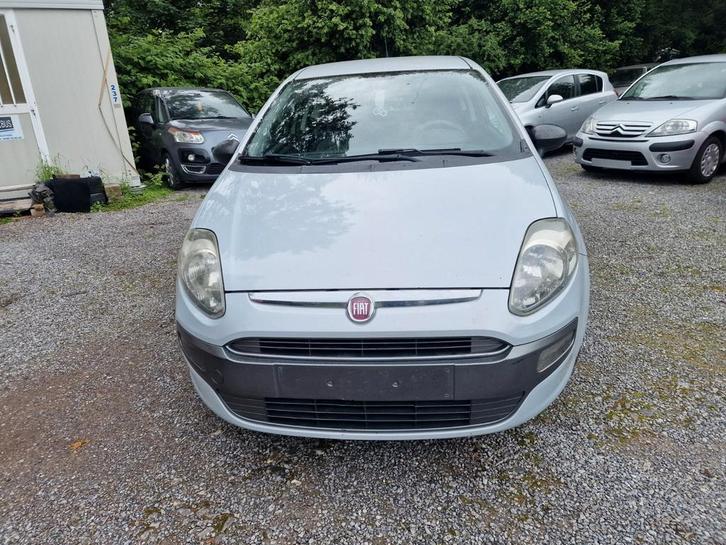 Fiat punto 1.3 multejet 2011. 3porte 192913km roul bien, Auto's, Fiat, Bedrijf, Te koop, Punto, Diesel, Euro 4, Stadsauto, 3 deurs