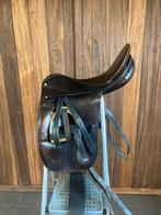 Dressuurzadel 18 inch, Dieren en Toebehoren, Ophalen, Zo goed als nieuw, Dressuur
