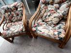 Rotan set 2-zit, 2x 1-zit, poef en salontafel met glas, Huis en Inrichting, Ophalen, Gebruikt