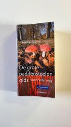 Paddenstoelen boek, Boeken, Ophalen of Verzenden, Zo goed als nieuw