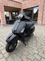 Vespa GTS supersport 125cc / 2023, Fietsen en Brommers, Ophalen, Overige modellen, 125 cc, Zo goed als nieuw