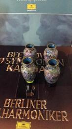 Antiek miniatuur vazen 4 stuks op sokkel, Antiek en Kunst, Ophalen of Verzenden