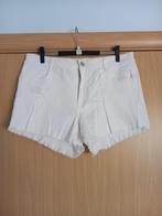 Witte short maat 42, Vêtements | Femmes, Culottes & Pantalons, Taille 42/44 (L), Enlèvement ou Envoi, Comme neuf, Blanc