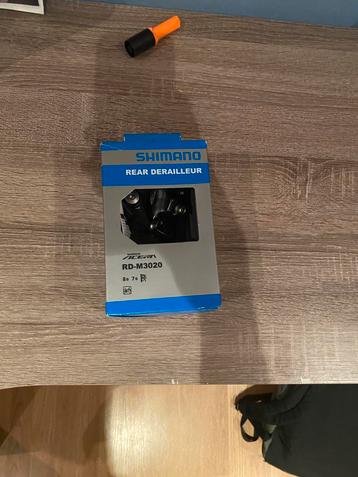 Shimano Acera 8 speed achterderailleur   beschikbaar voor biedingen