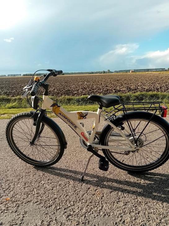 Hele mooie glimmende Airforce. 22 inch., Fietsen en Brommers, Fietsen | Jongens, Zo goed als nieuw, 22 inch, Handrem, Versnellingen