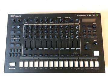Roland TR-8S beschikbaar voor biedingen