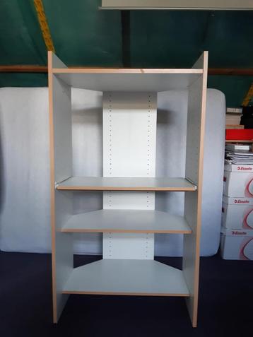 Meuble bureau de coin  beschikbaar voor biedingen