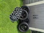 Pneus hiver complet Dacia, Auto-onderdelen, Banden en Velgen, Ophalen, Gebruikt, 16 inch, Band(en)